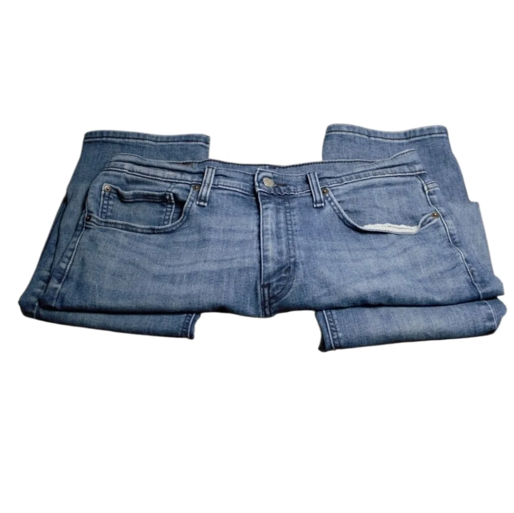 Levi’s 541 Men’s Athletic Taper Jeans – Light Wash, Size 34x32